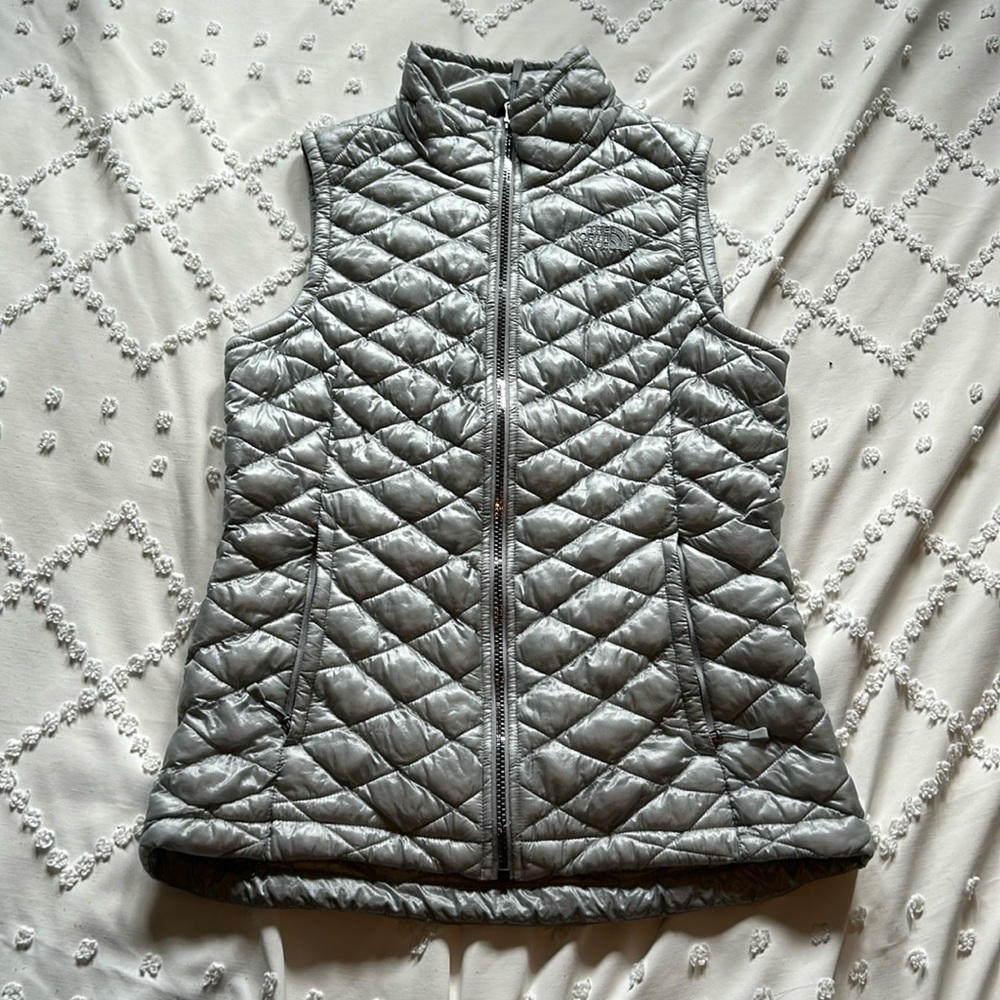 North face vest